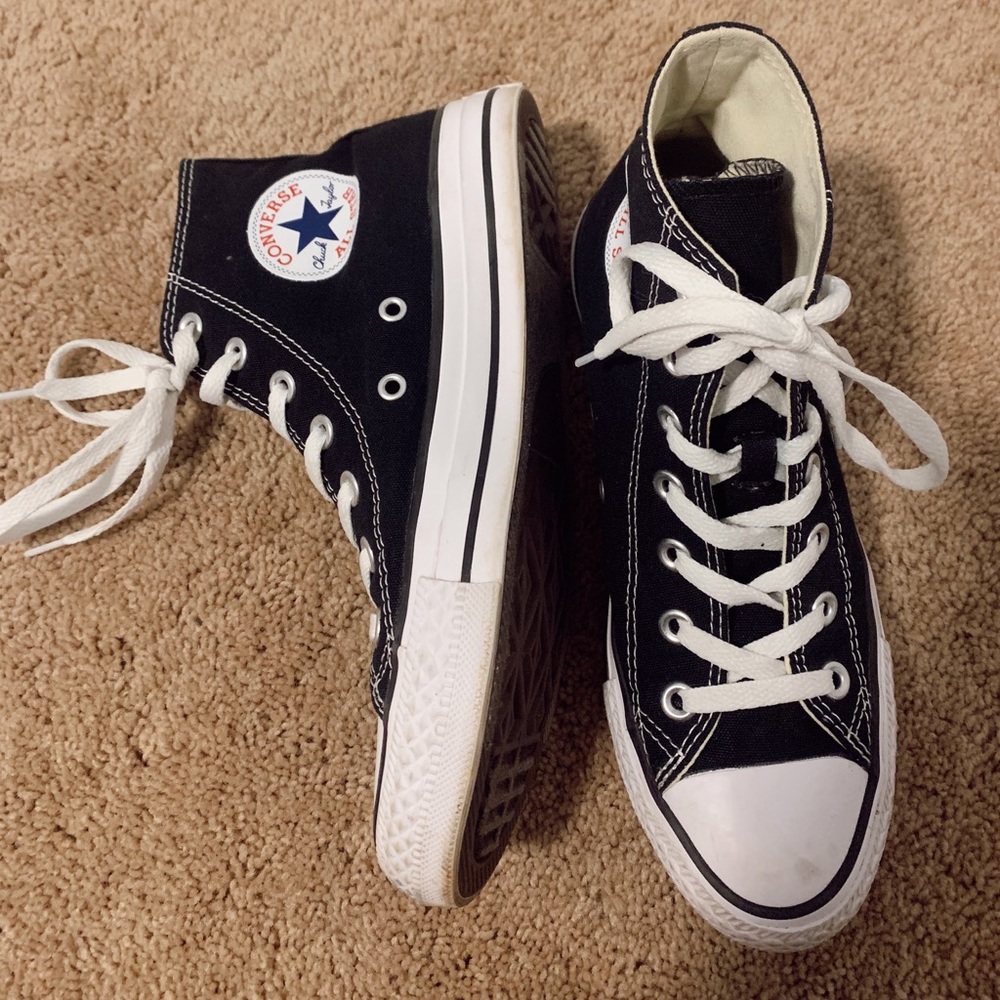 Black Hightop Converse Women’s Size 7
